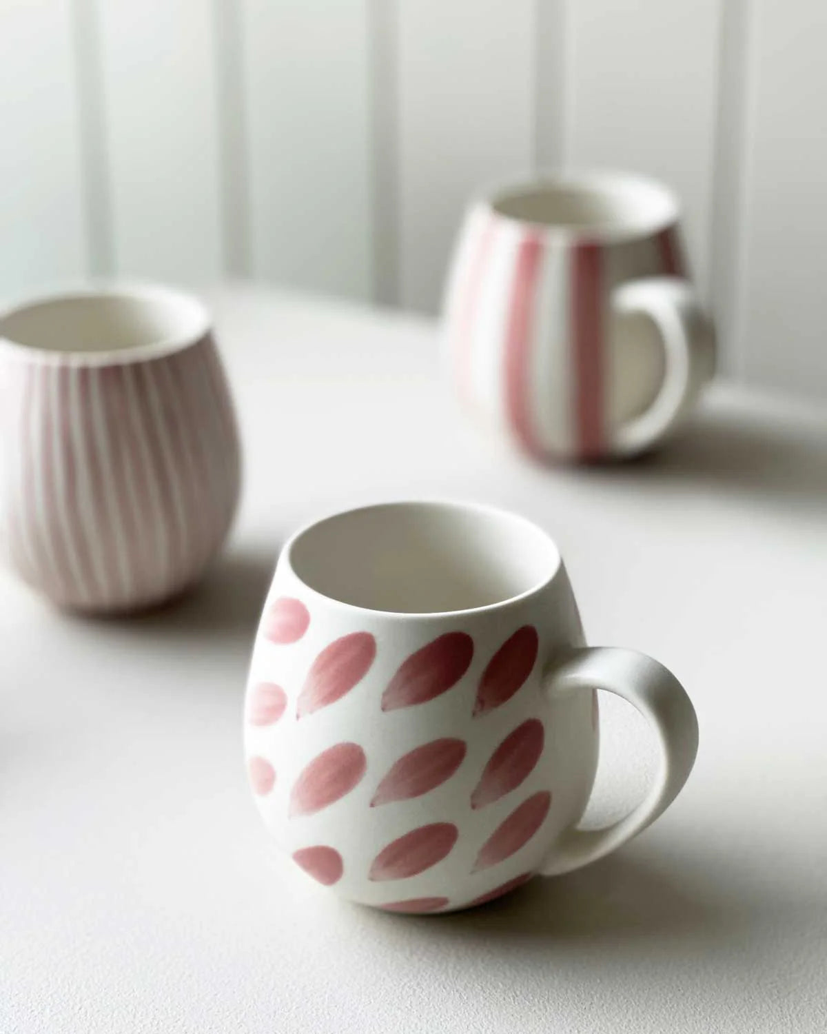 Robert Gordon Hug Me Mugs - Rose Brush