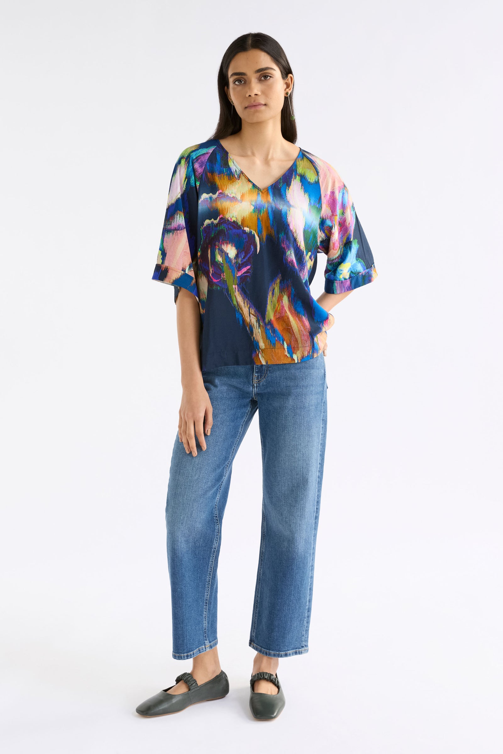 Elk Moda V Neck Top - Vaara Print