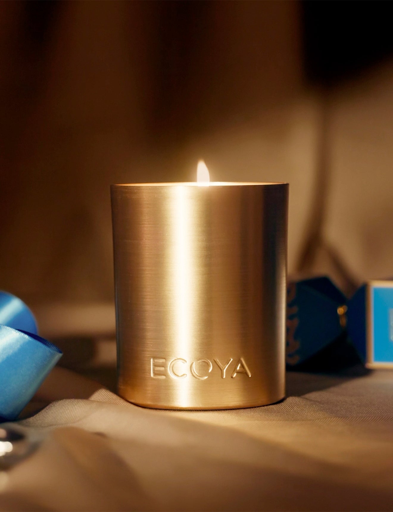 Ecoya Goldie Candle 460g - Hibiscus & Bergamot