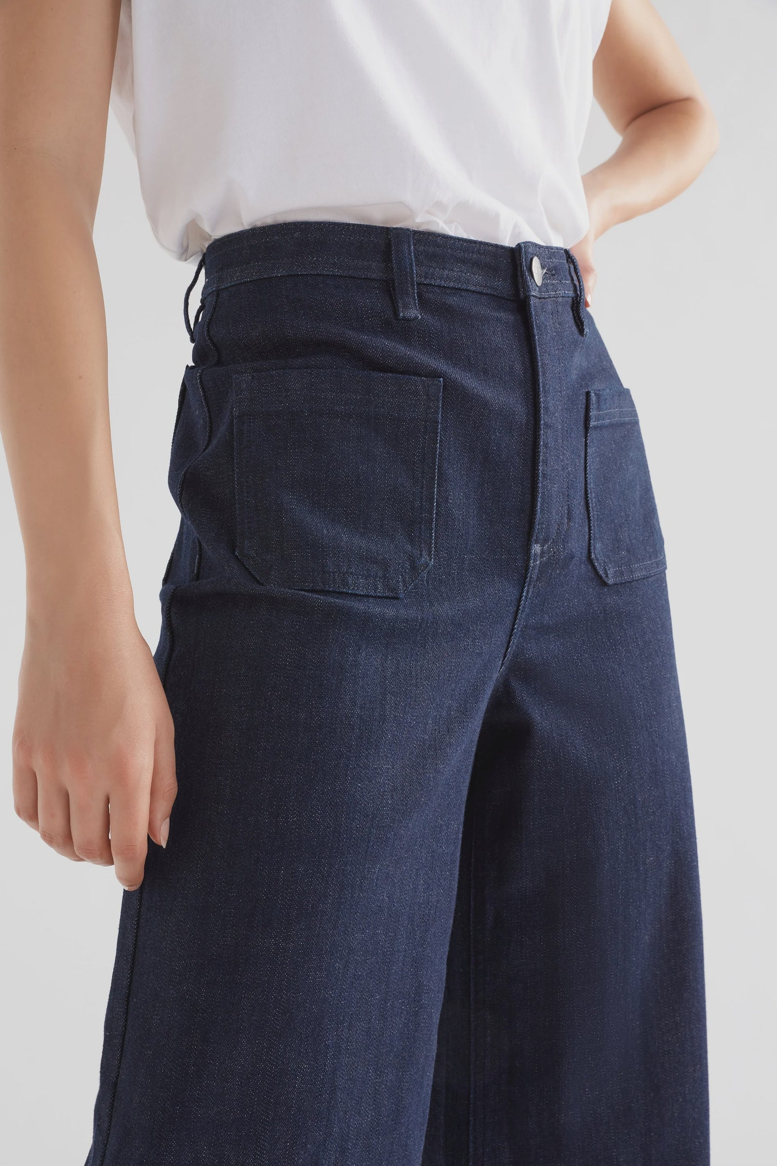 Elk Sondern Jeans - Dark Rinse Wash