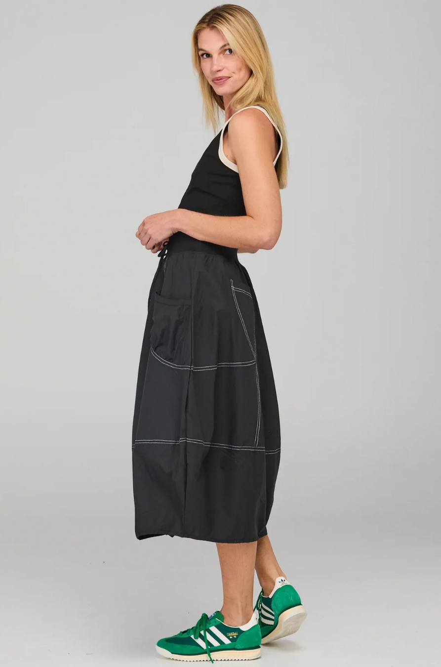 Boom Shankar Guru Skirt - Black/White Stitching