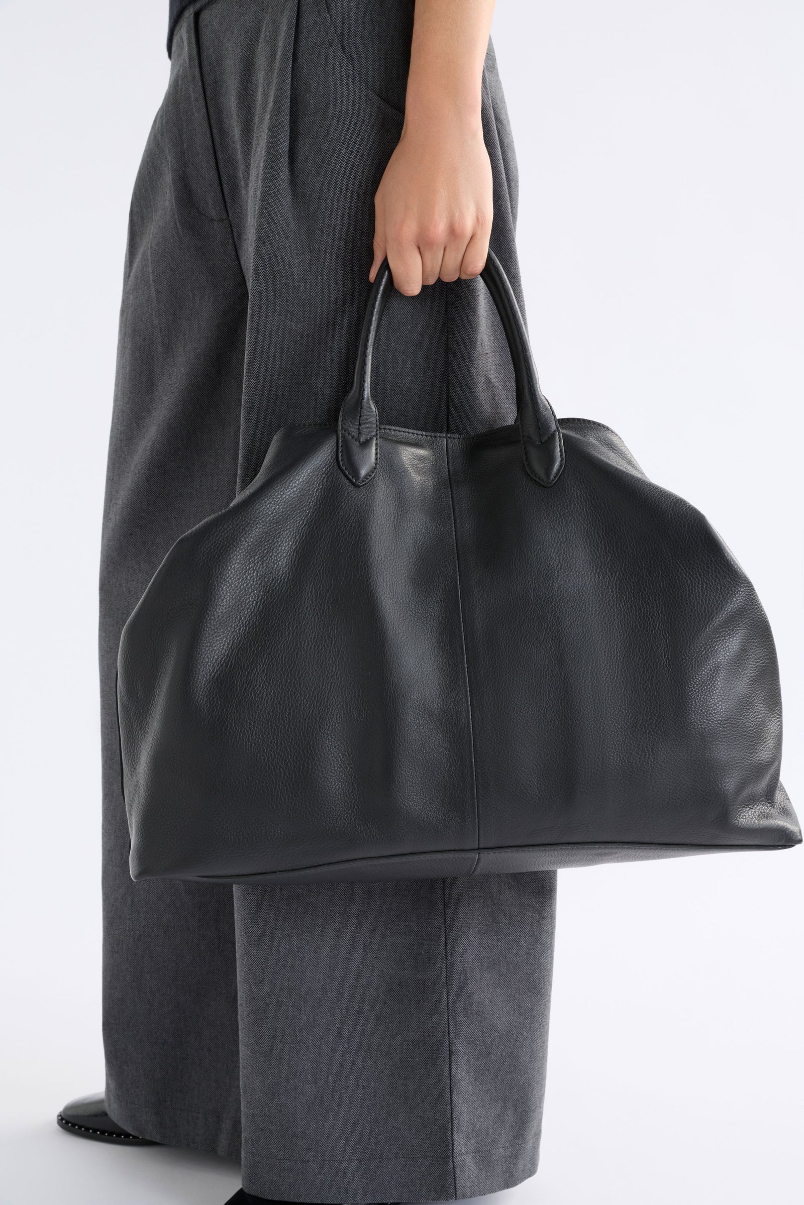 Elk Sond Large Bag - Black