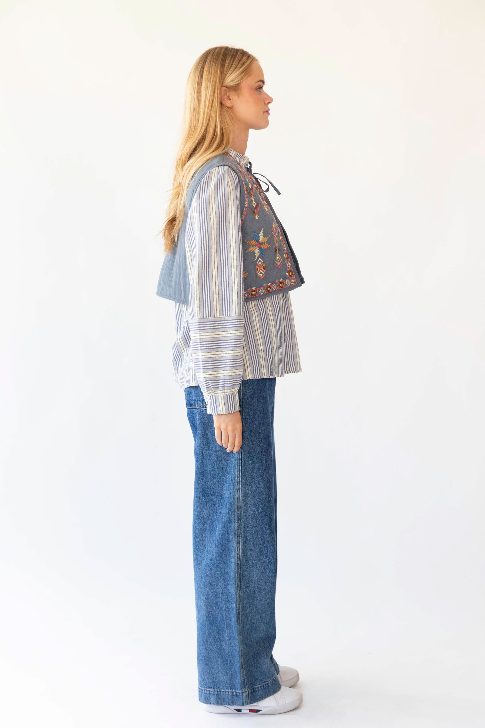 Lollys Laundry Ilsa Vest - Dusty Blue