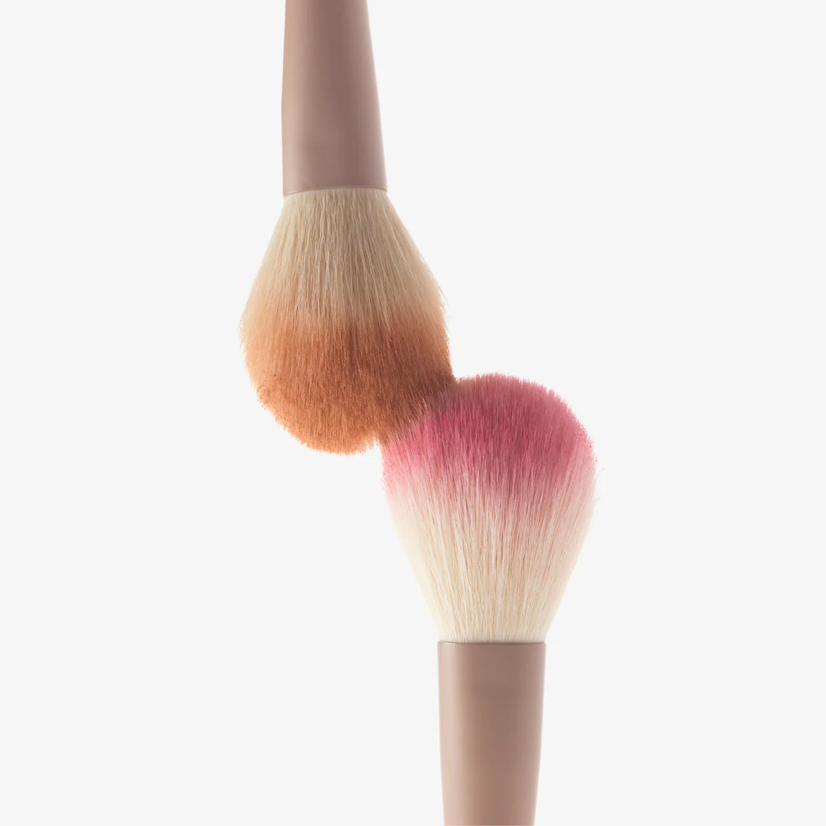 Skin Wardrobe Makeup Brush - Flawless Powder