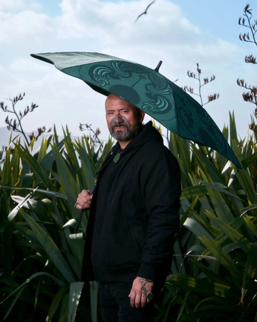 Blunt Classic X Graham Tipene Umbrella