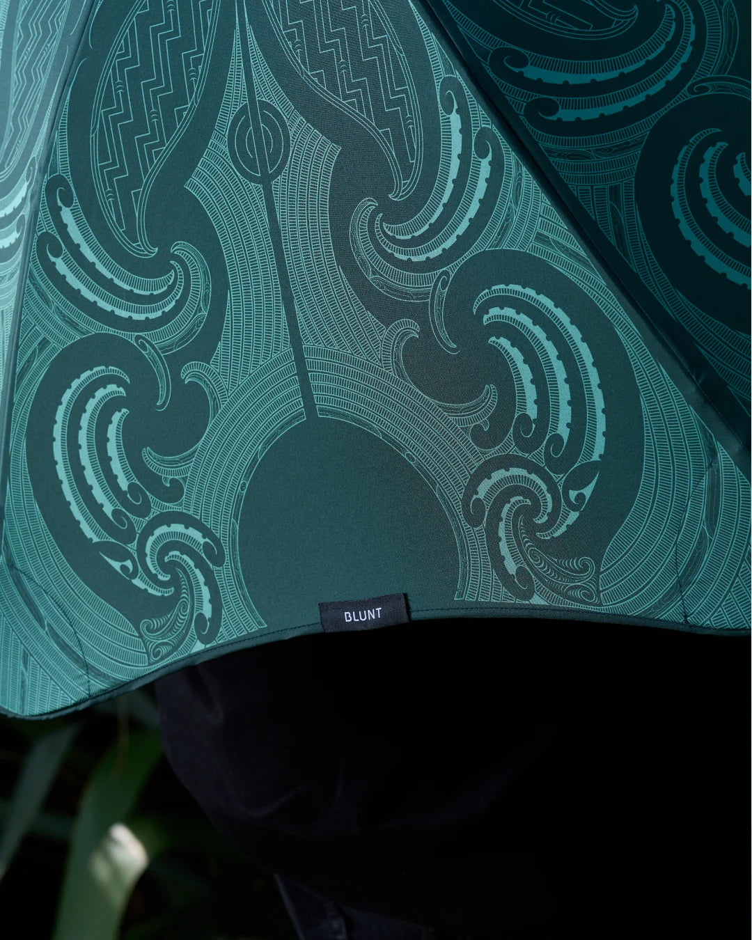 Blunt Classic X Graham Tipene Umbrella