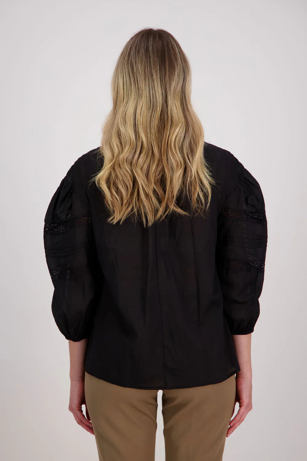 Briarwood Halo Top - Black