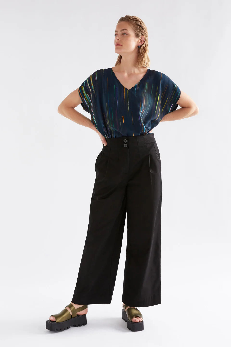 Elk Kayra V Neck Top - Alinea Print