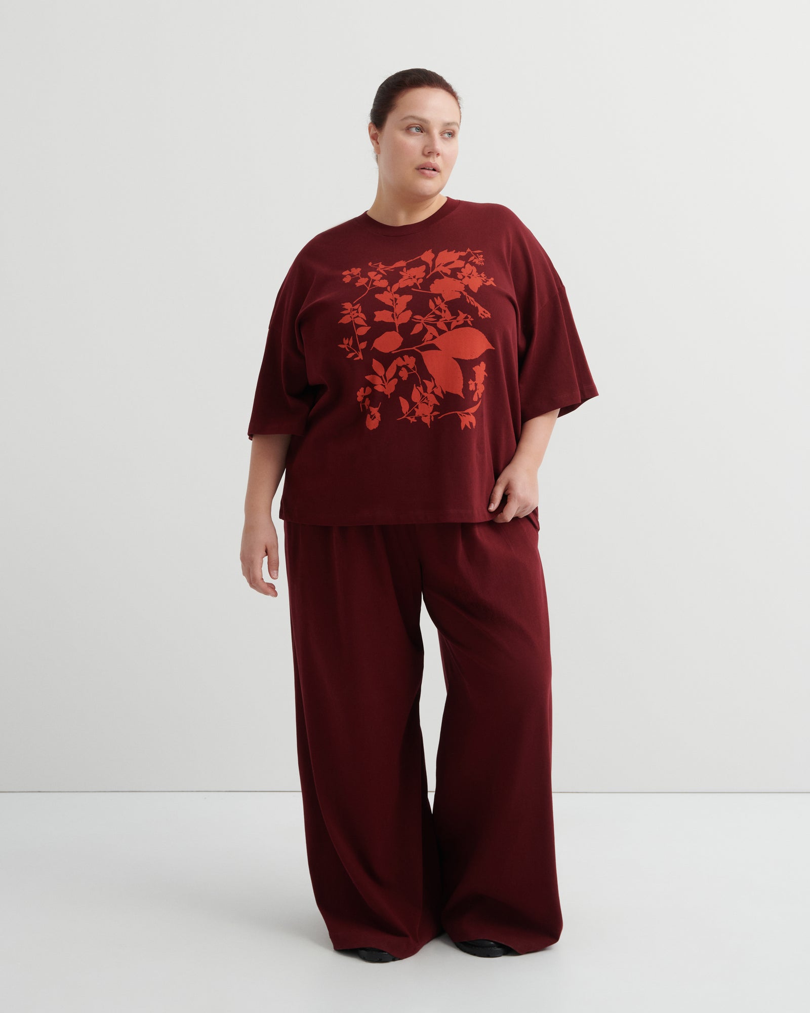 Kowtow Stencil Tee - Maroon