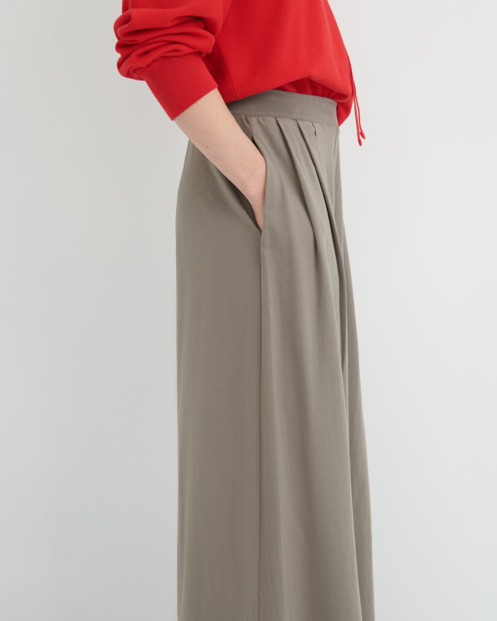 Kowtow Drape Pant - Flint