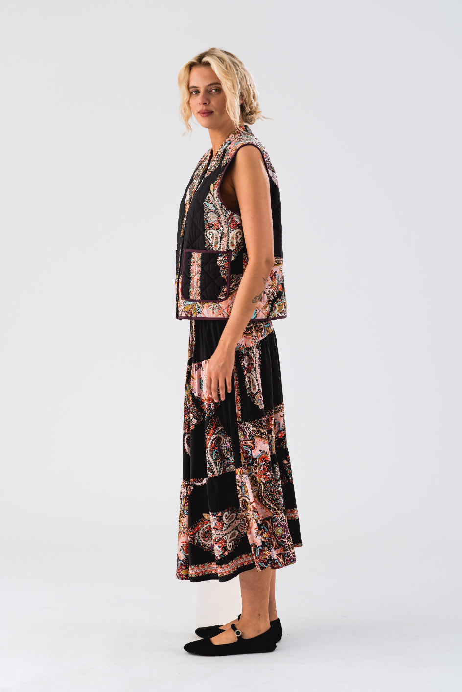 Lollys Laundry Morning Midi Skirt - Black Paisley Print