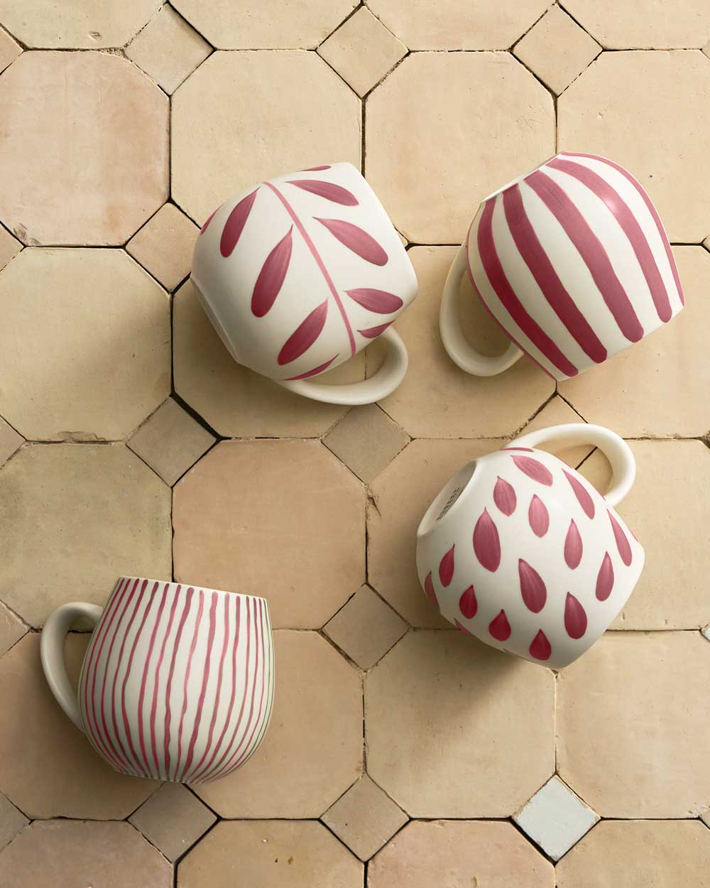 Robert Gordon Hug Me Mugs - Rose Brush