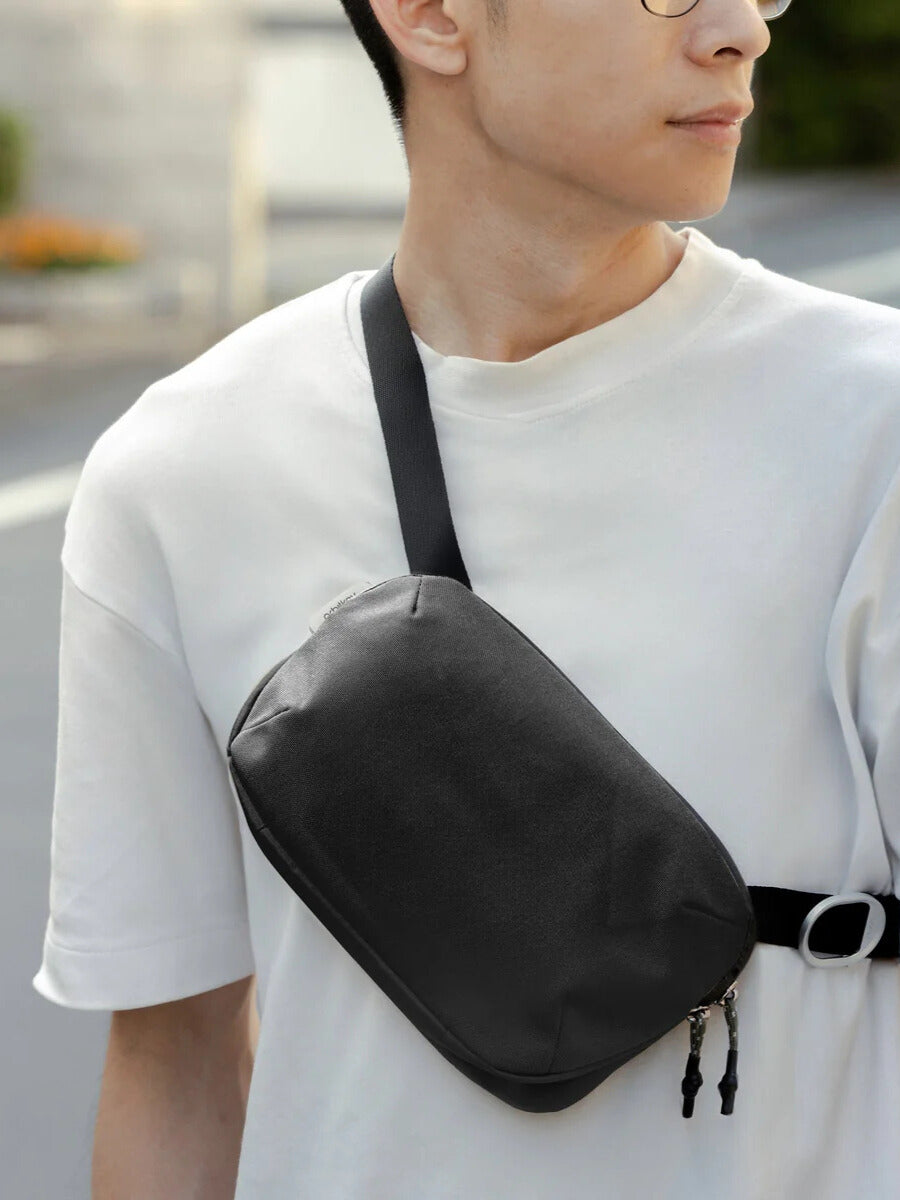 Orbitkey Urban Sling Bag - Mini 2L Black