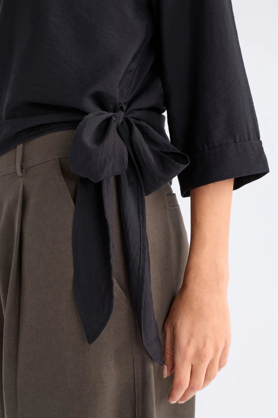 Elk Rema Top - Black