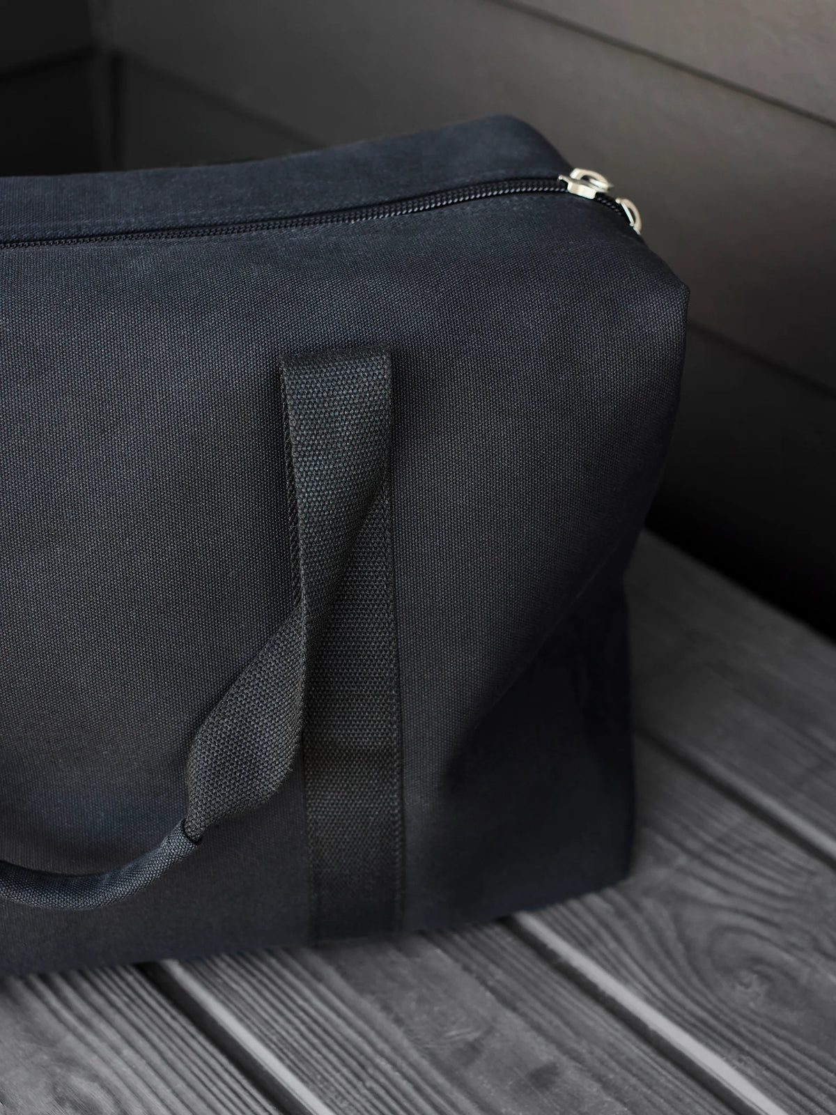 Citta Canvas Weekender Bag - Black
