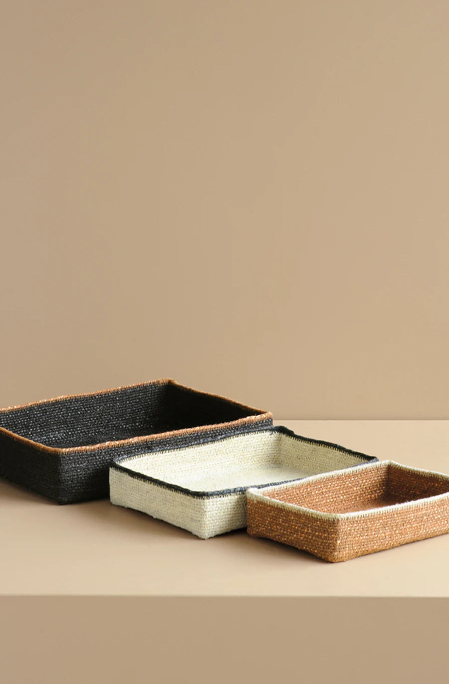 Bianca Lorenne Basso Basket Tray Small - Tan