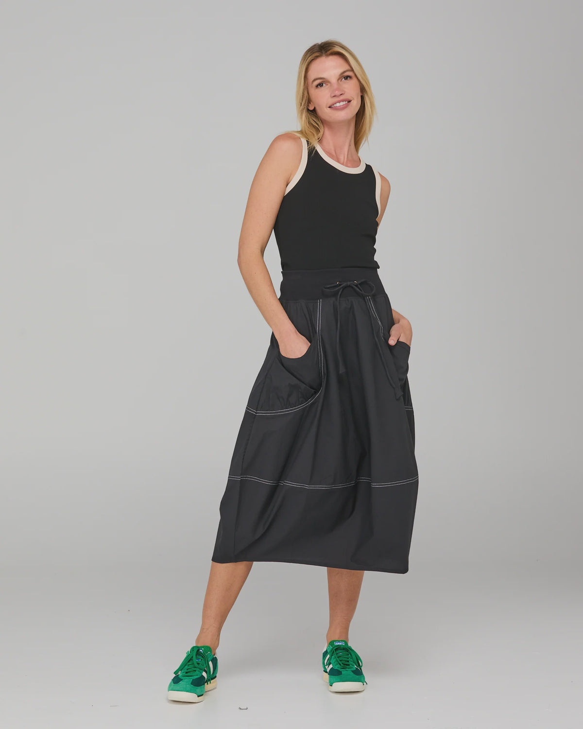 Boom Shankar Guru Skirt - Black/White Stitching