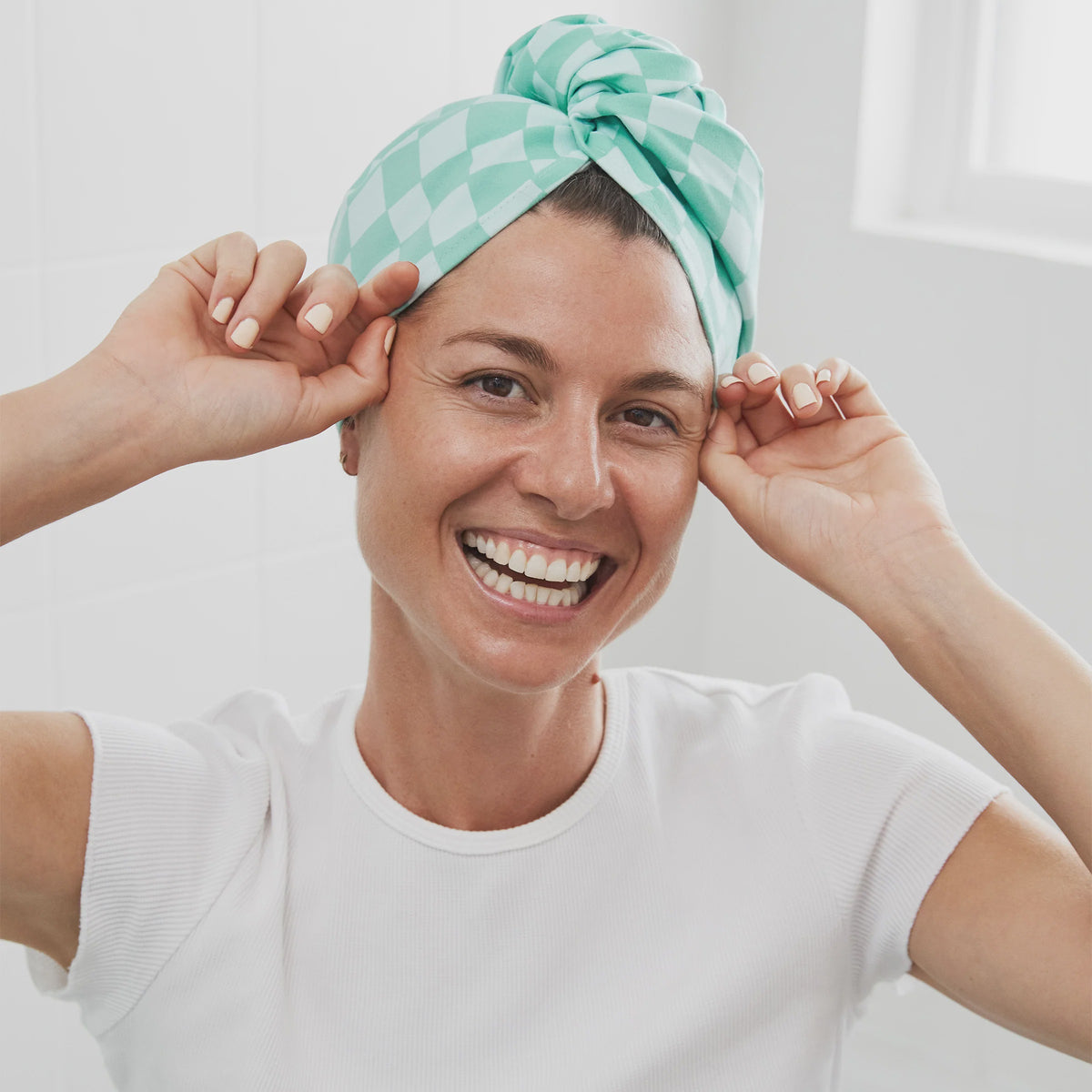 Dock &amp; Bay Hair Wrap -Check Mate
