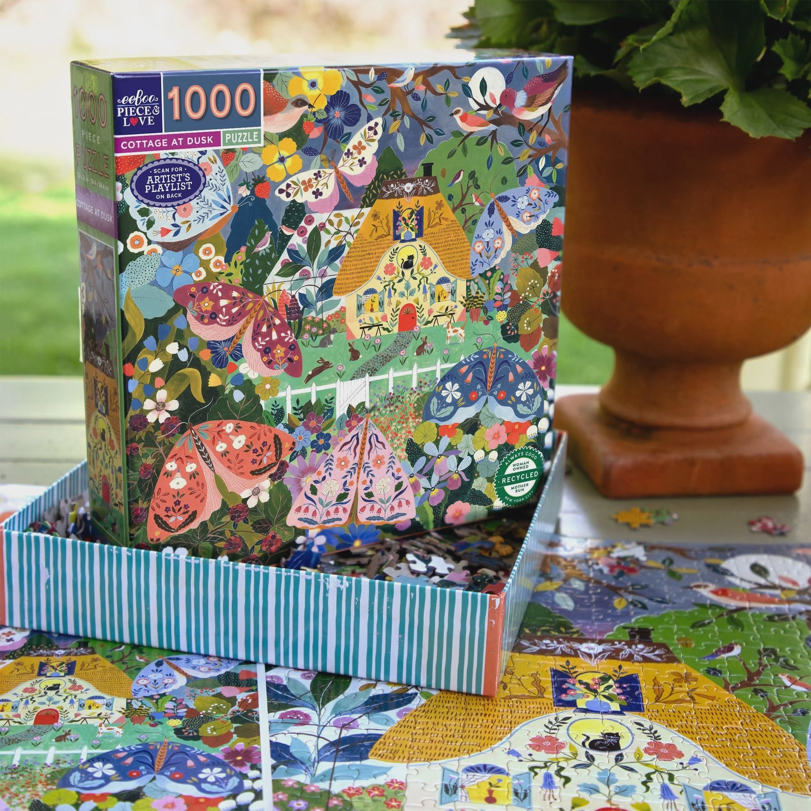 Eeboo Cottage at Dusk Puzzle 1000 pc