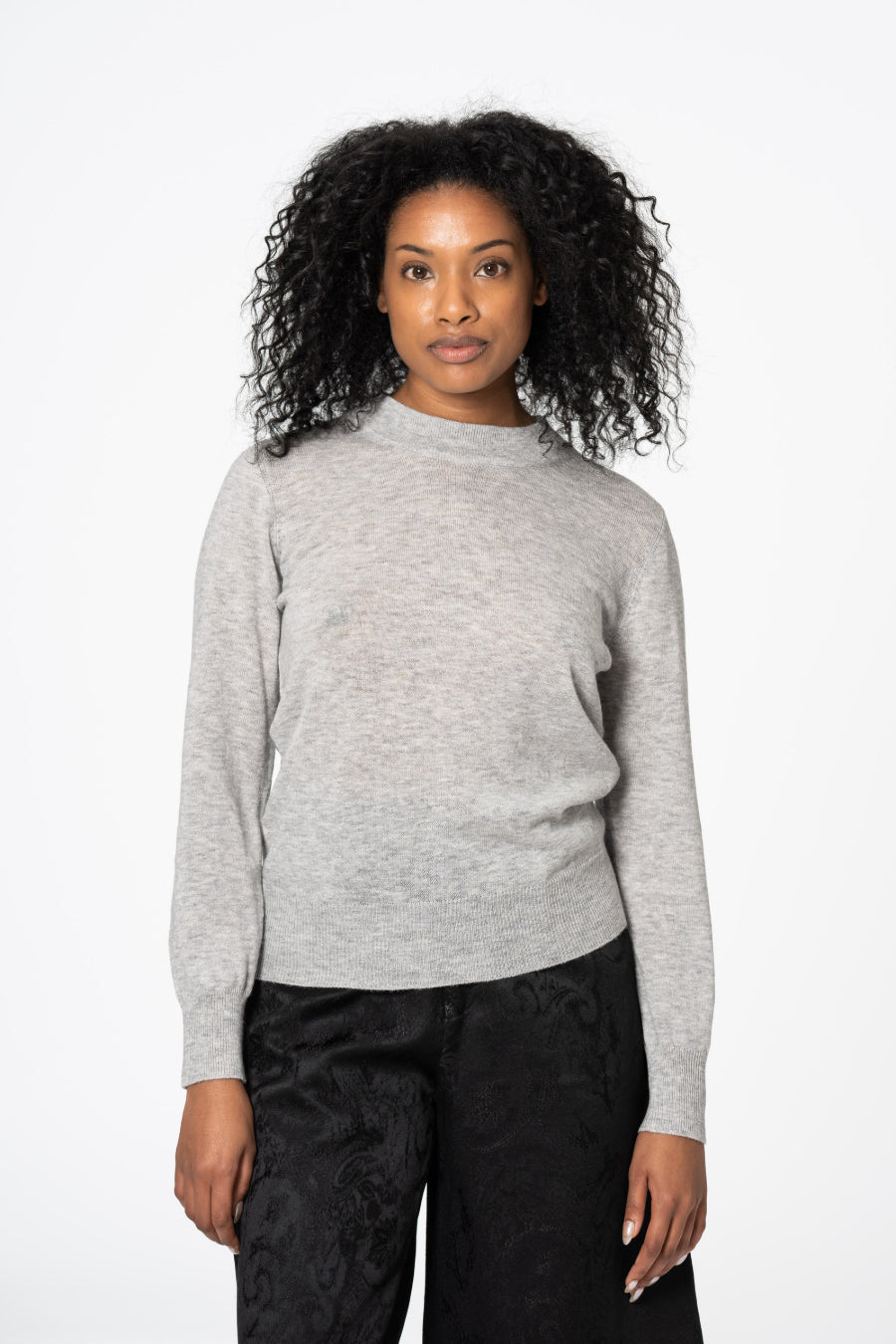 Dinadi Merino O-Neck Sweater - Silver Grey