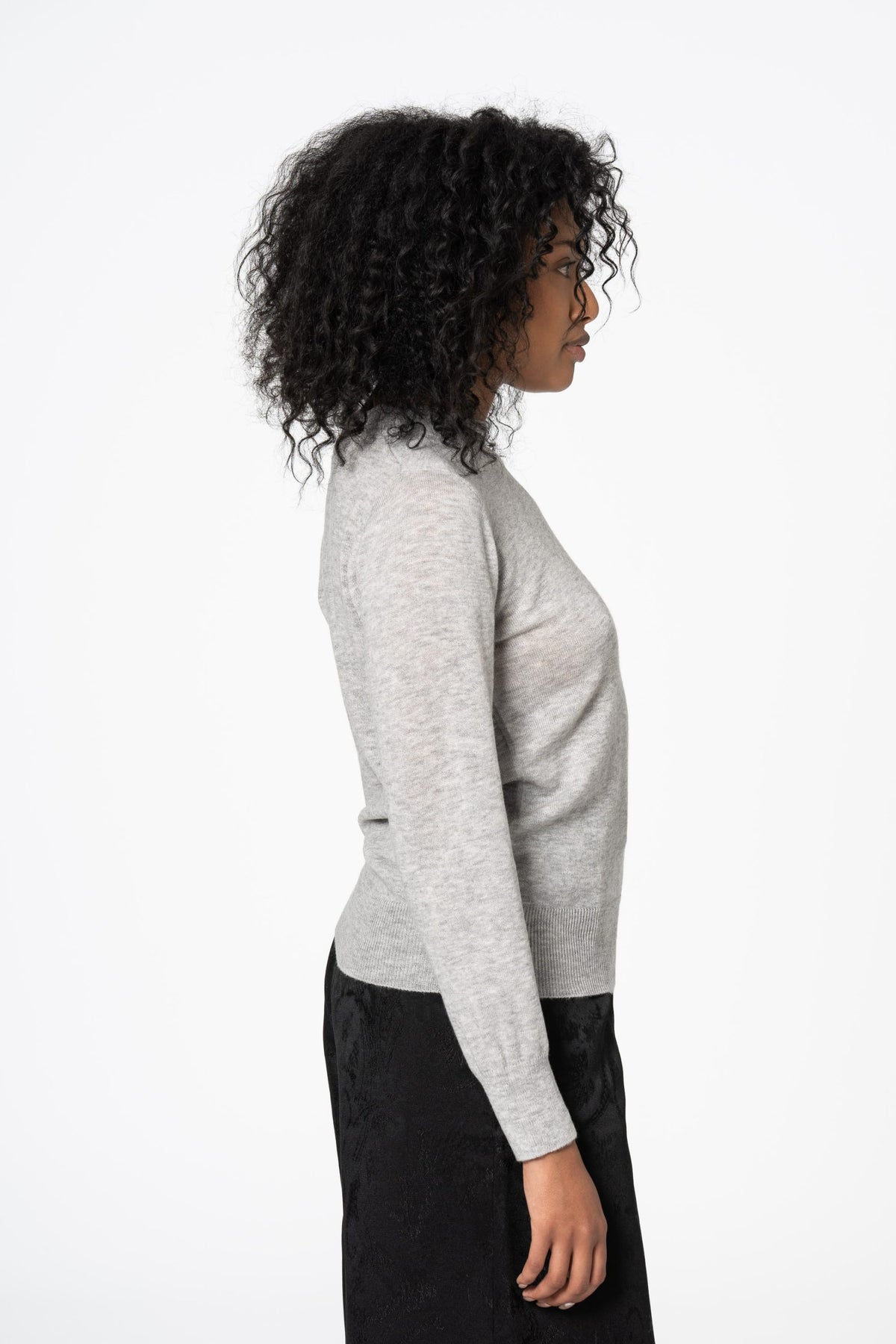 Dinadi Merino O-Neck Sweater - Silver Grey