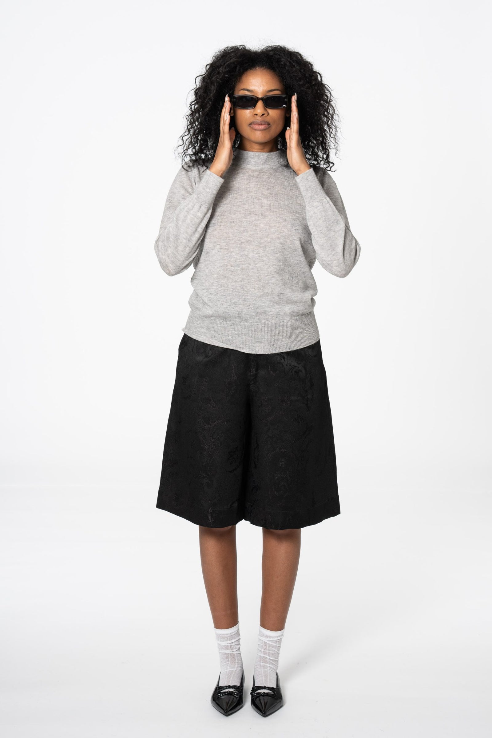 Dinadi Merino O-Neck Sweater - Silver Grey