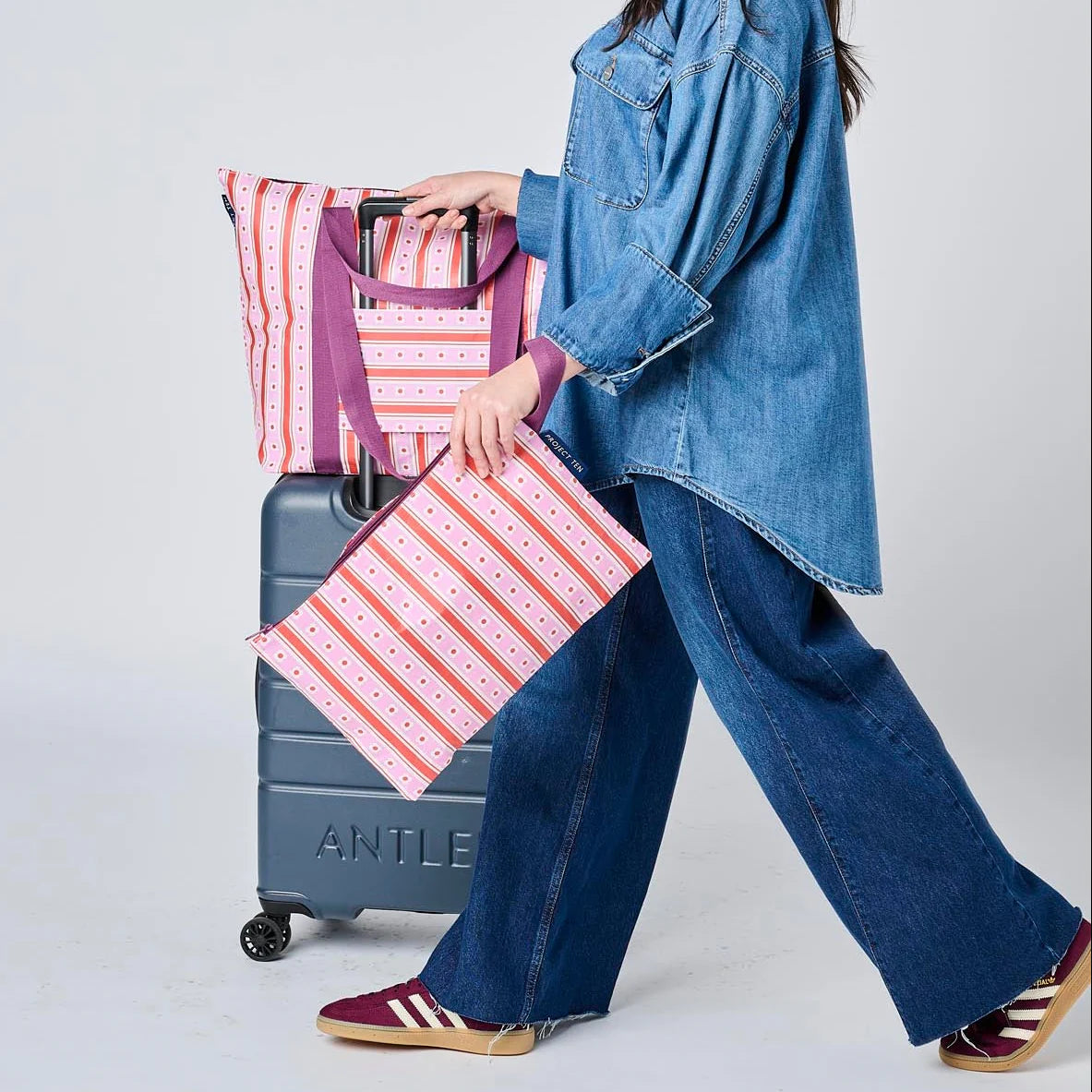 Project Ten Medium Zip Tote - Wallpaper