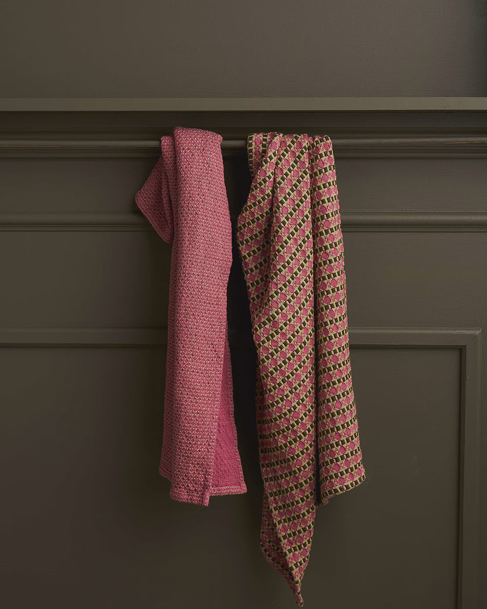 Robert Gordon 2-Pack Tea Towels - Raspberry Lume
