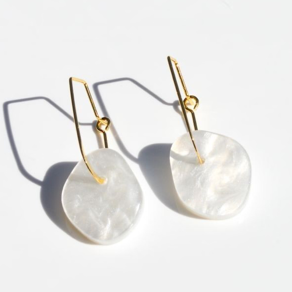 Hagen &amp; Co Luna Earrings - Pearl