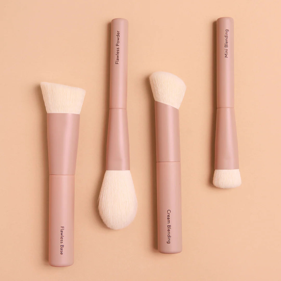Skin Wardrobe Makeup Brush - Mini Blending