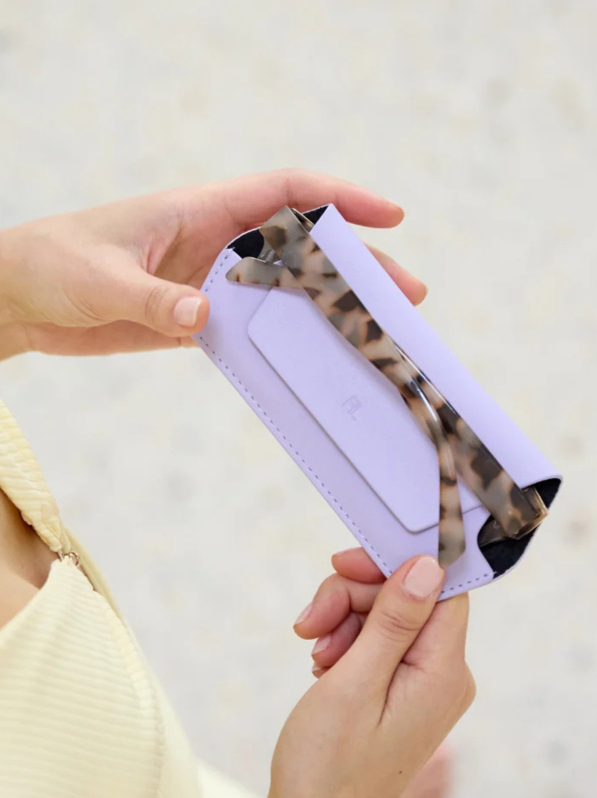 Fox and Leo Slimline Glasses Case - Lilac