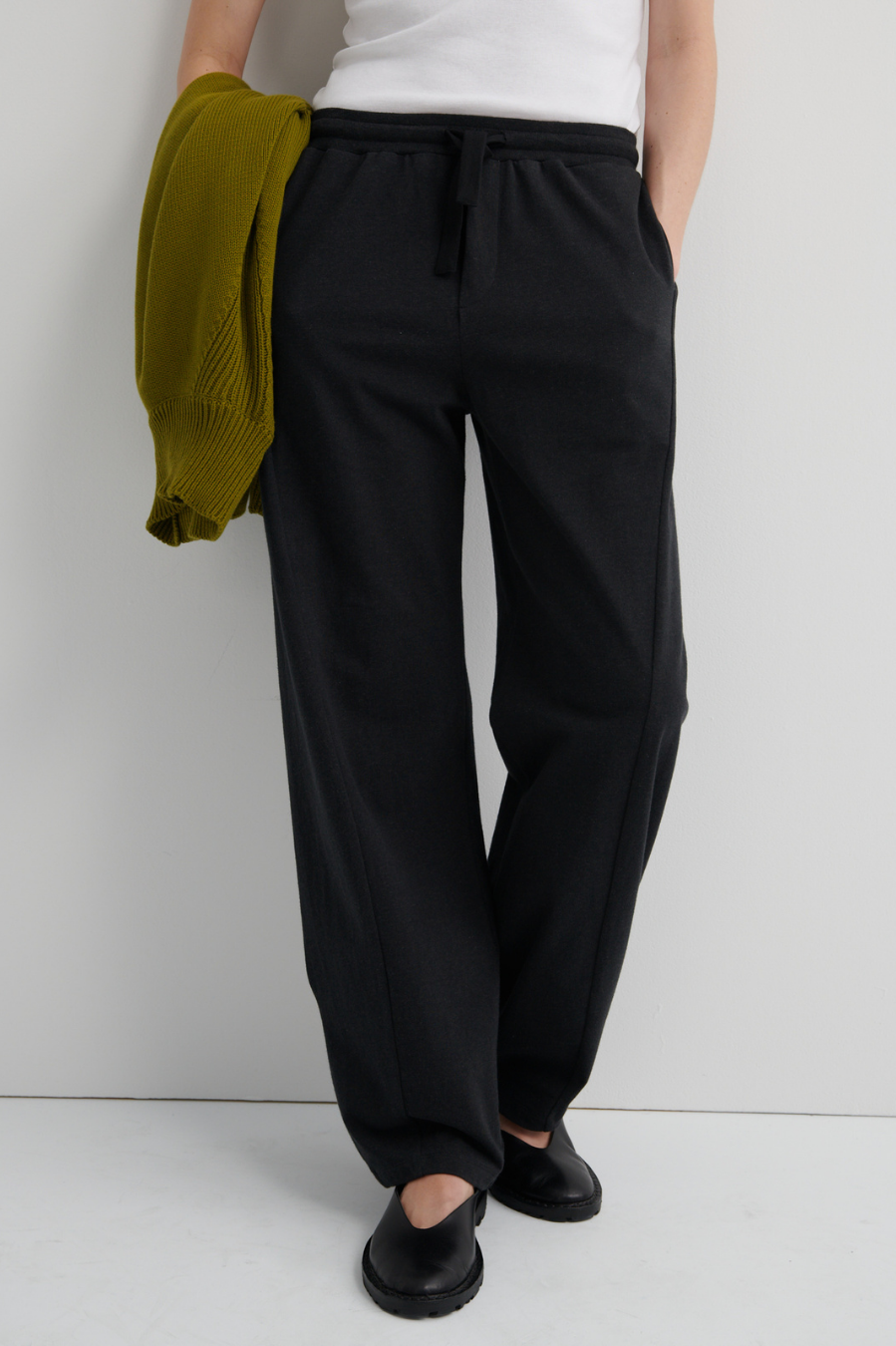 Kowtow Intent Trackpant - Charcoal Marle