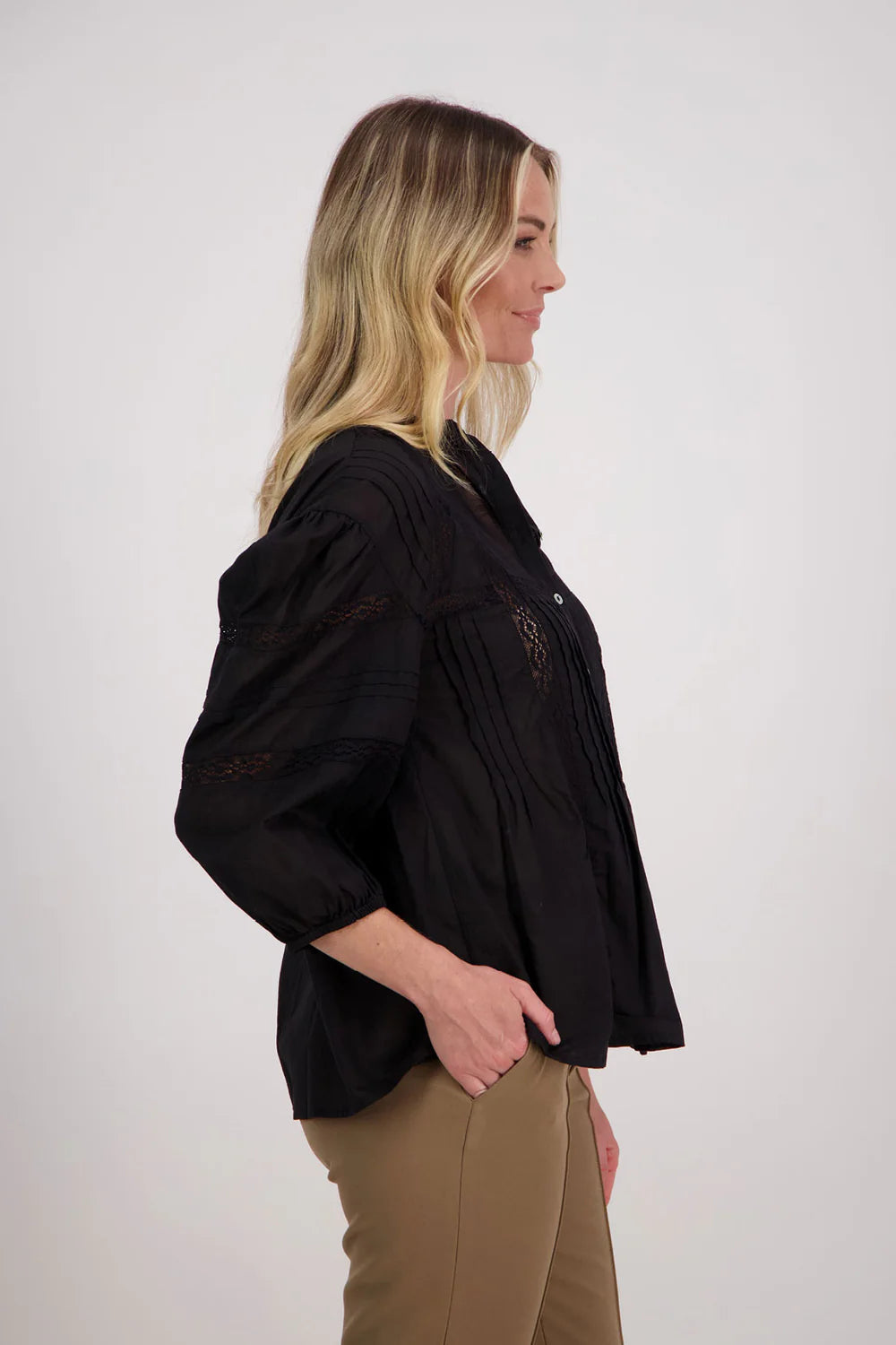 Briarwood Halo Top - Black