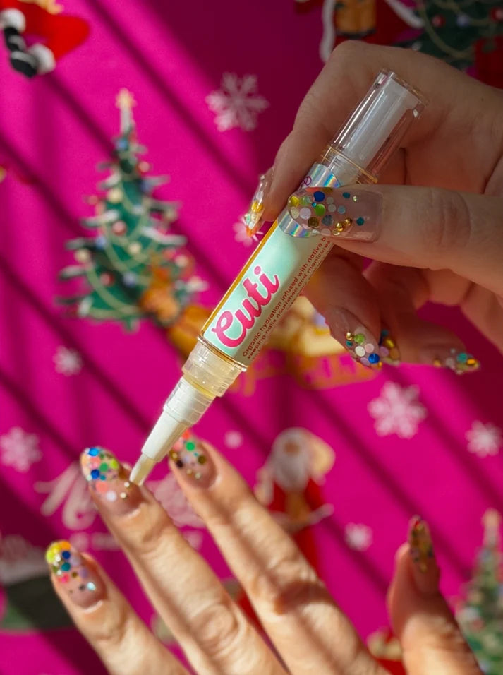 Cuti Cuticle Oil Pen - Candy Cane