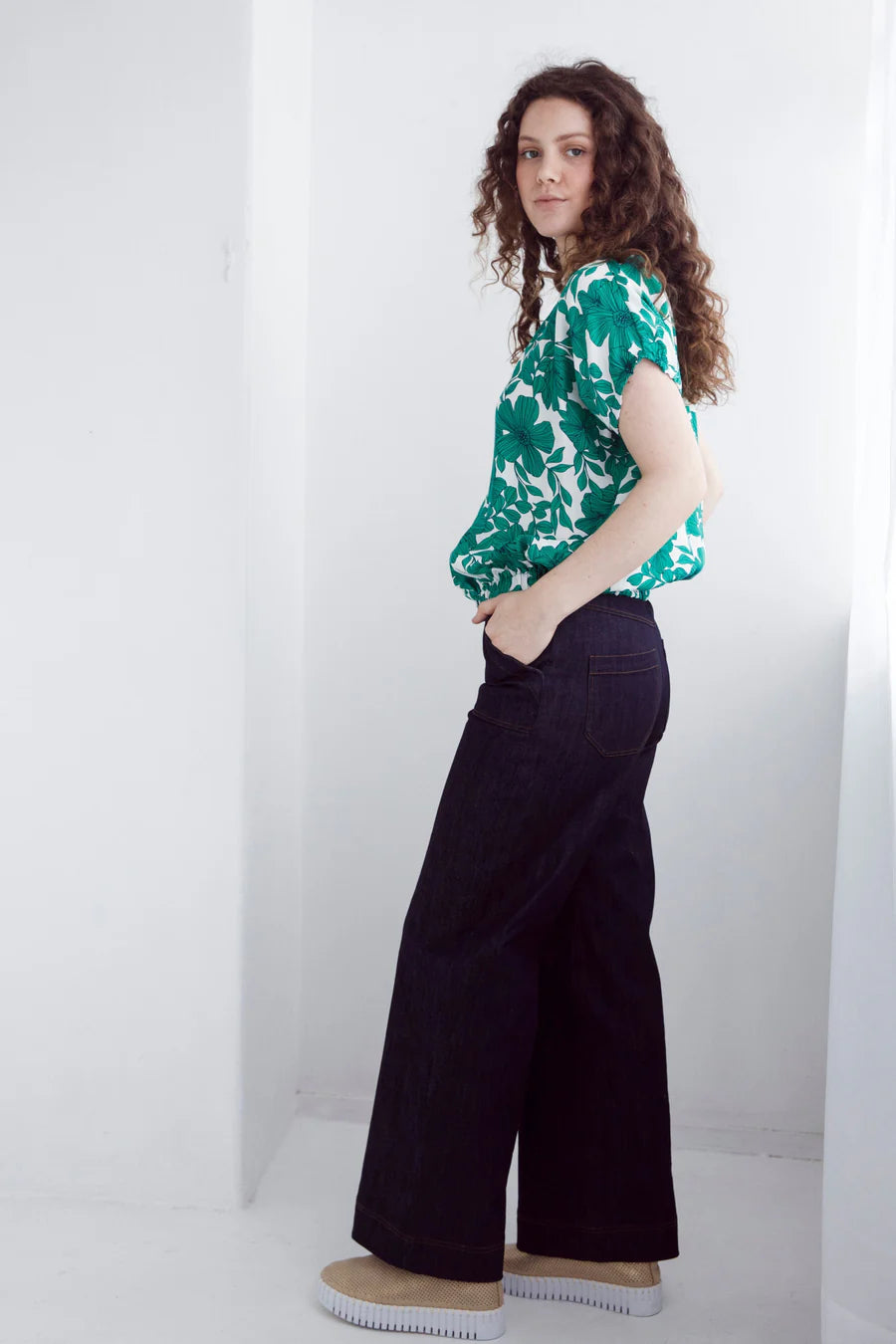 Dalston Izzy Top - Jade Floral