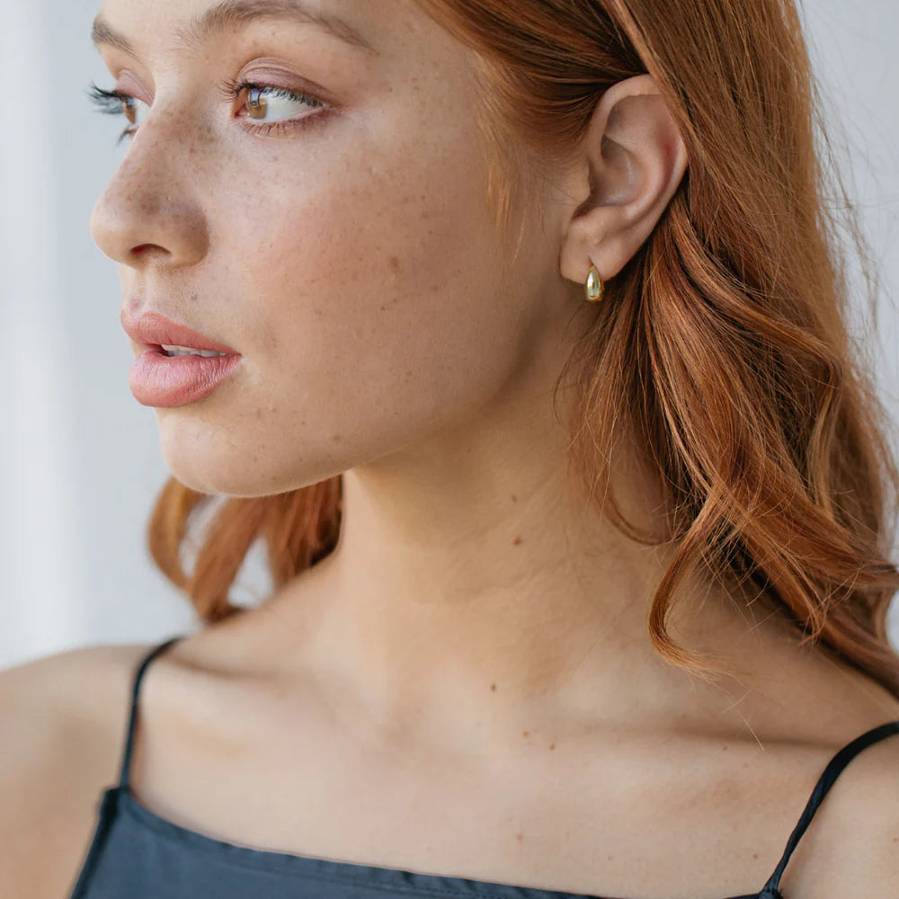 Sophie Drop Huggies - Gold