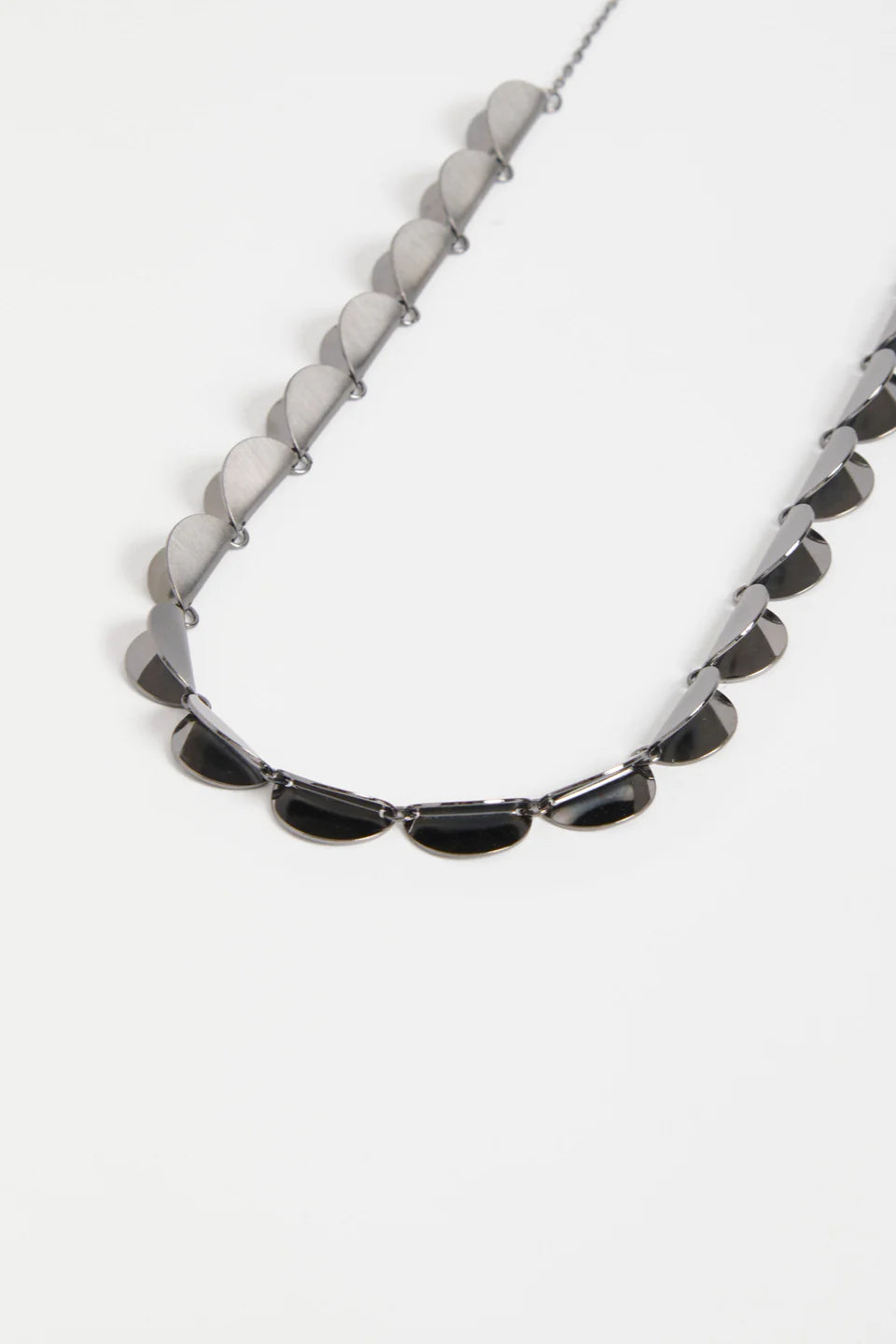 Elk Fossen Necklace - Gunmetal