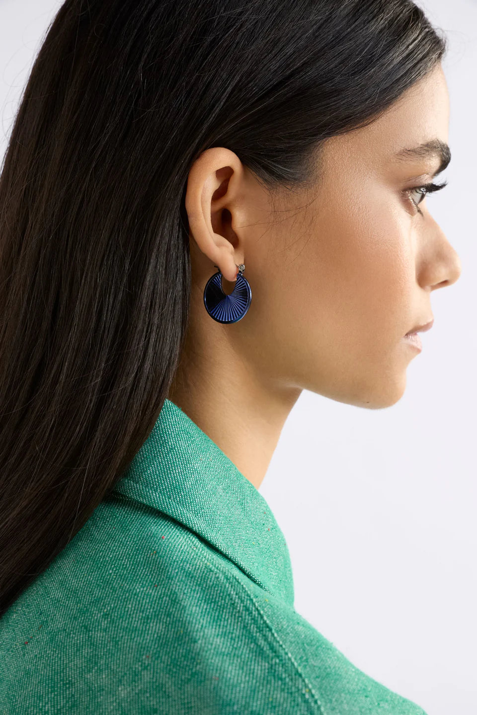 Elk Saku Hoop Earring - Navy metallic
