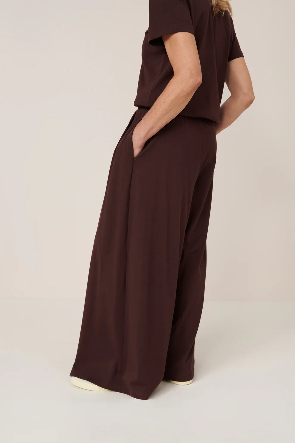 Kowtow Drape Pant - Mahogany