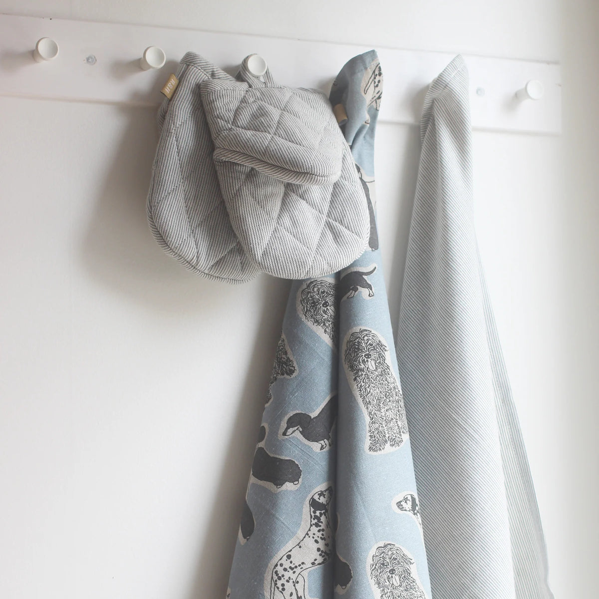 Raine & Humble Woof Tea Towel 2pk - Blue