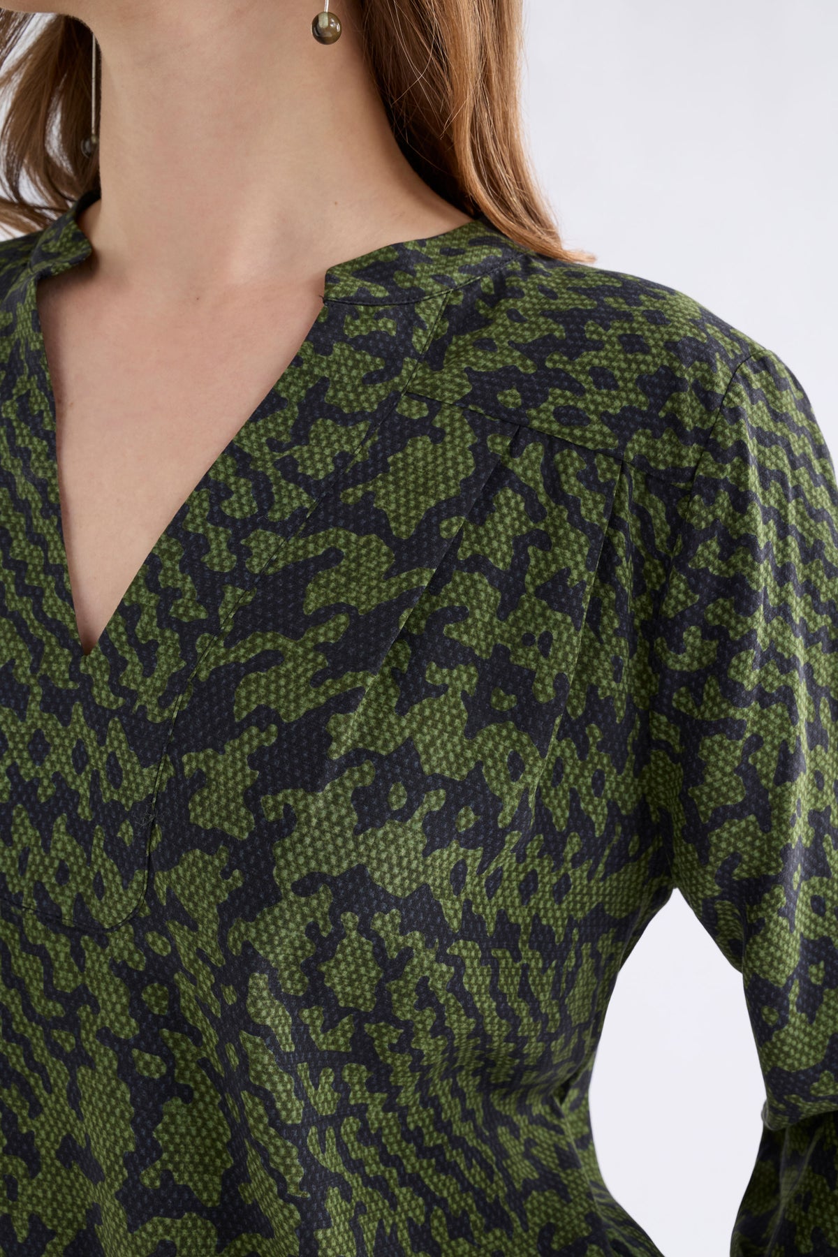 Elk Maar Top - Portus Print