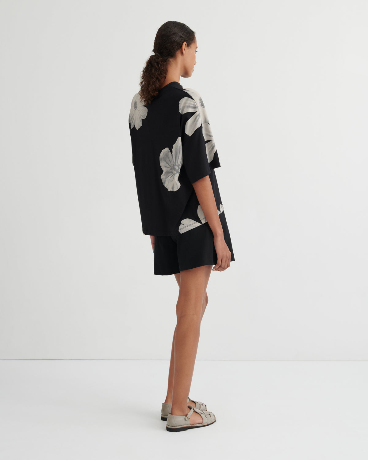 Kowtow Oversized Boxy Tee - Monochrome Floral