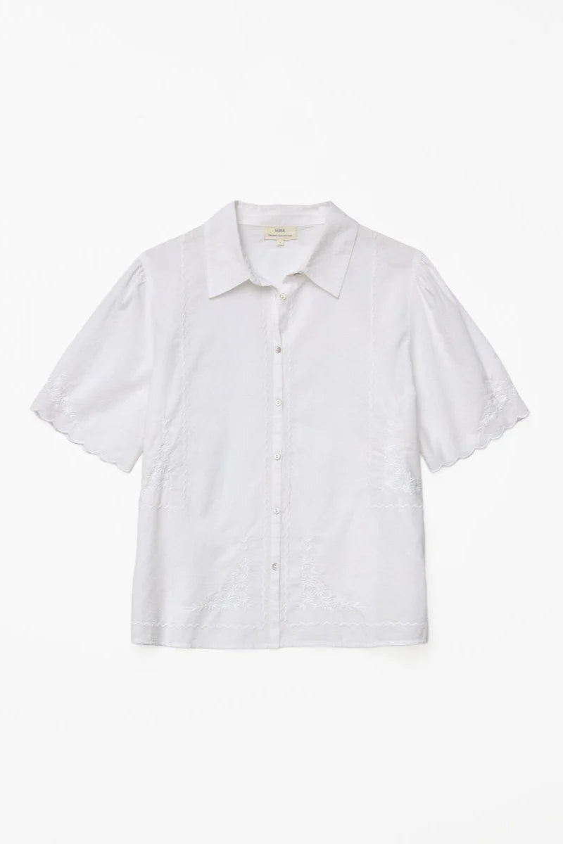 yerse_embroidered_white_shirt 42027