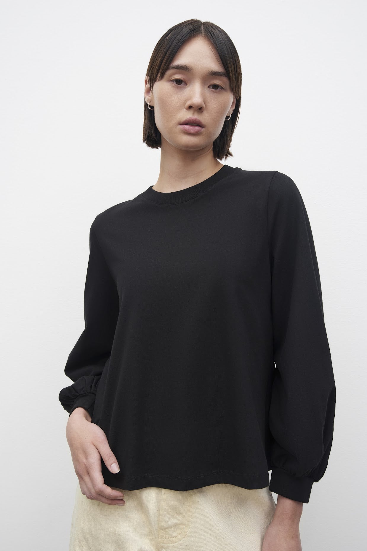 Kowtow Full Sleeve Top - Black
